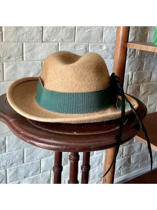 Vintage Capo Feathered Tan Wool Hat + Ribbon Hatband - Picture 6 of 10